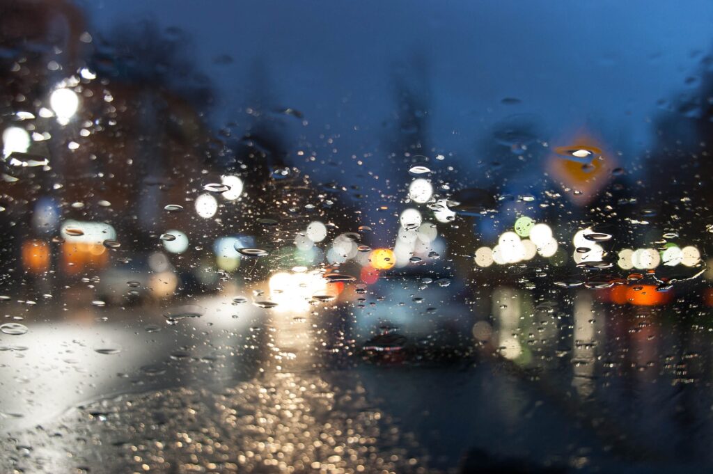 comment conduire sous la pluie