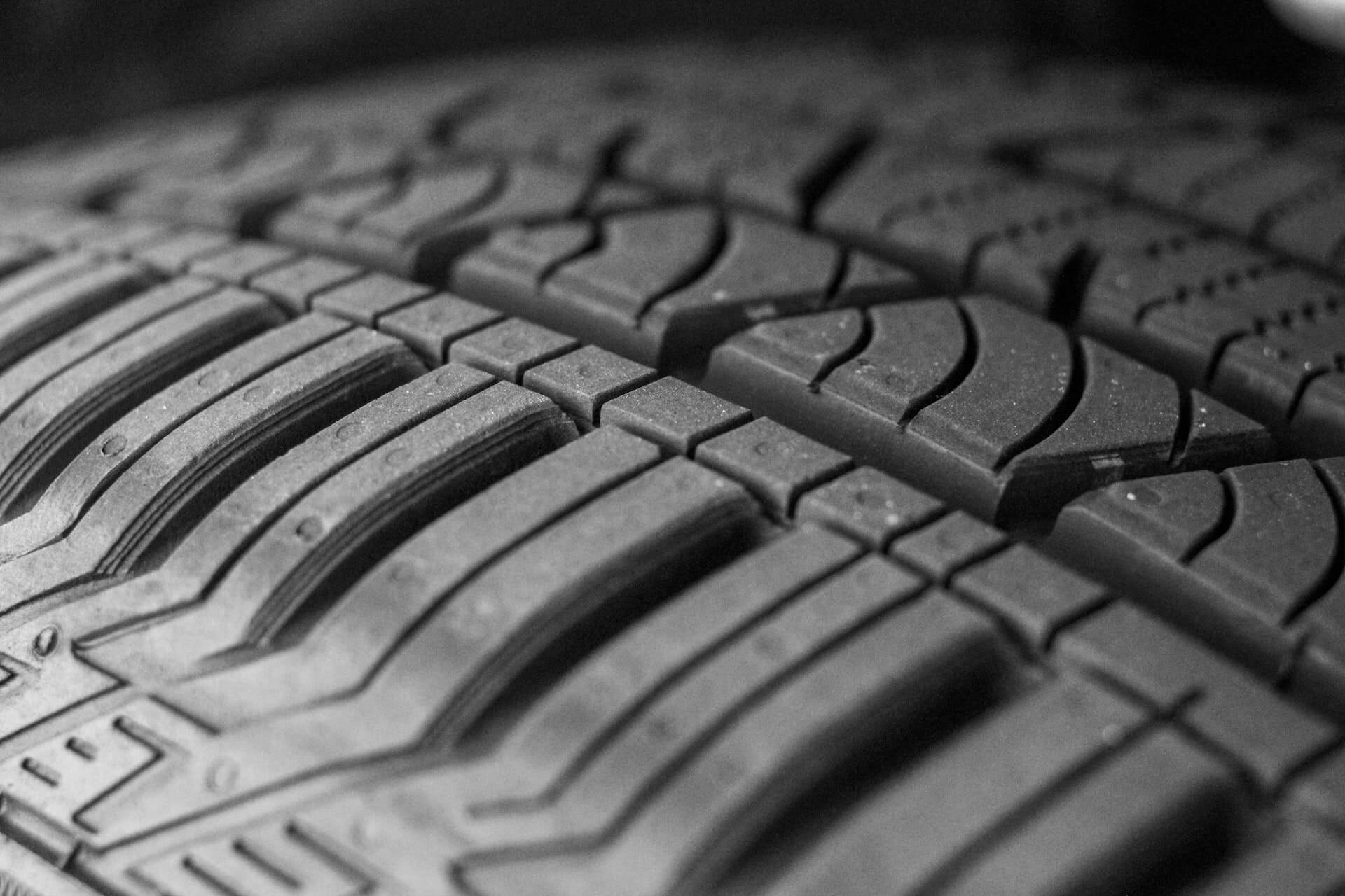 pneus en fonction des conditions météorologiques