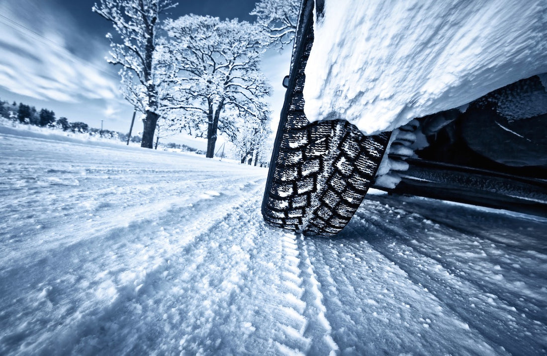 Comparaison Confortauto : chaînes à neige ou pneus hiver